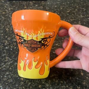 Harley-Davidson 3D Vibrant Flame Mug Ceramic Orange Yellow Coffee Cup 15oz.
